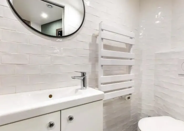 Belle De Nuit - Renove & Design - By Mon Petit Fare *